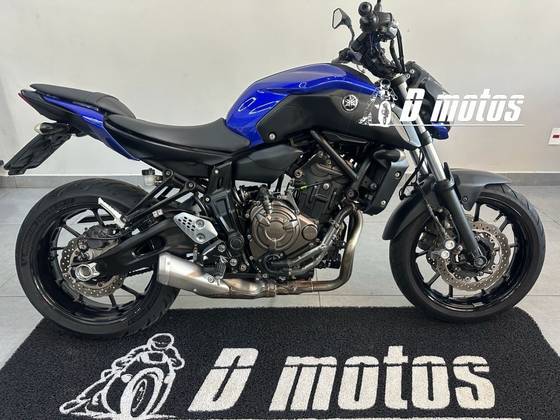 YAMAHA MT-07 ABS YAMAHA MT-07 ABS